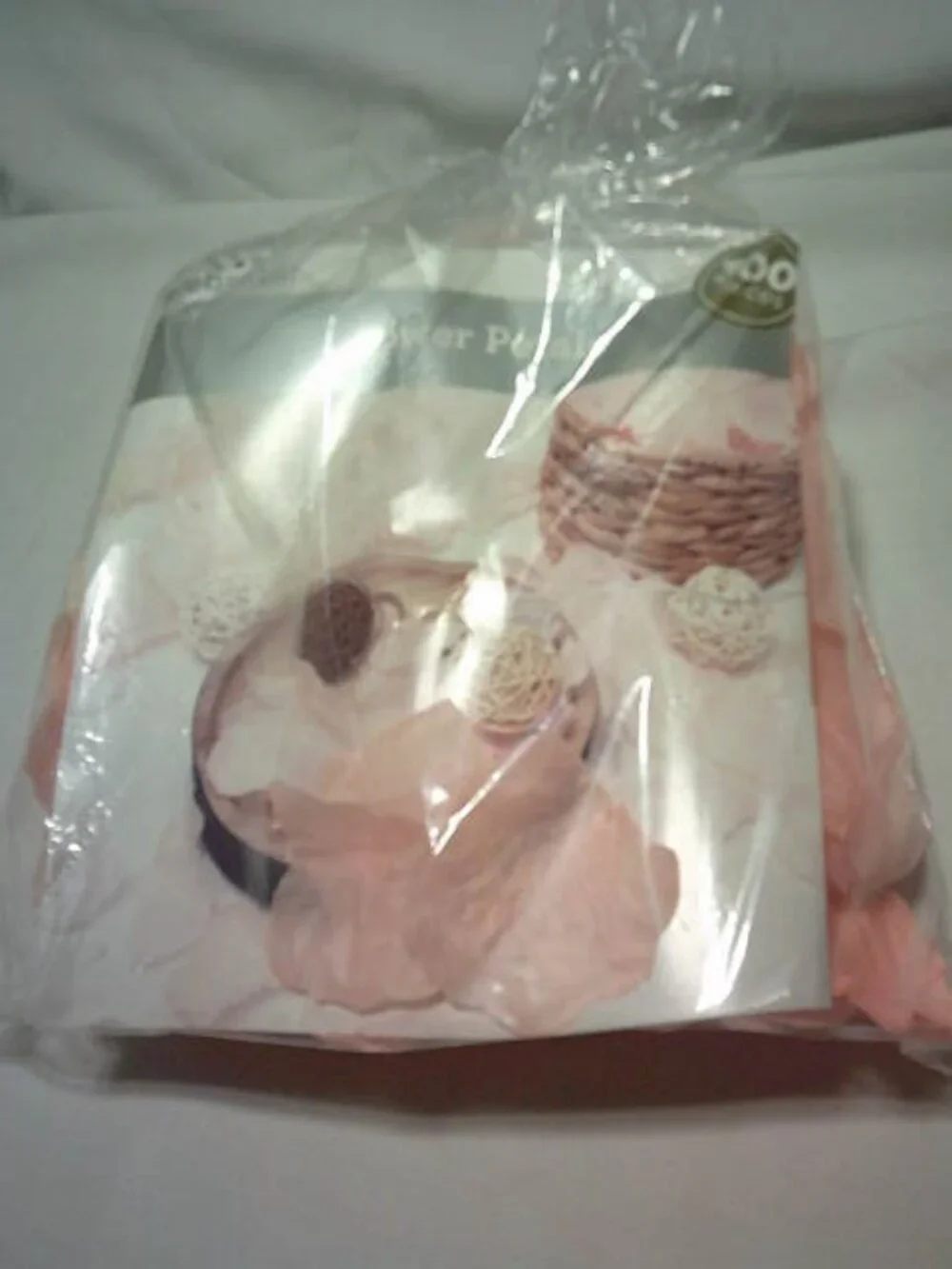 NEW BAG OVER 300+ PIECES OF PINK ROSE FLOWER PETALS FOR ALL OCCASIONS AMAZON 🌼
